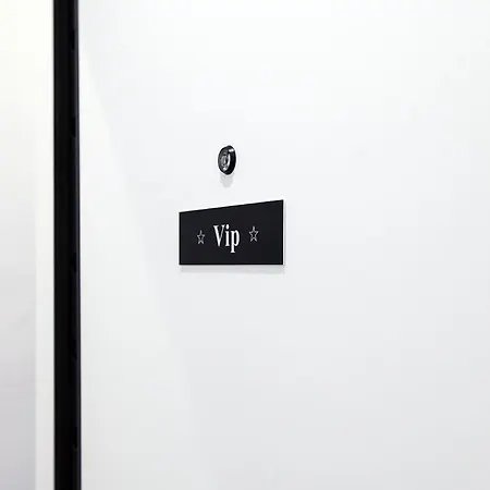 Velvet Escapes Vip Apartment *