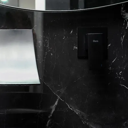 Velvet Escapes Vip Apartment *